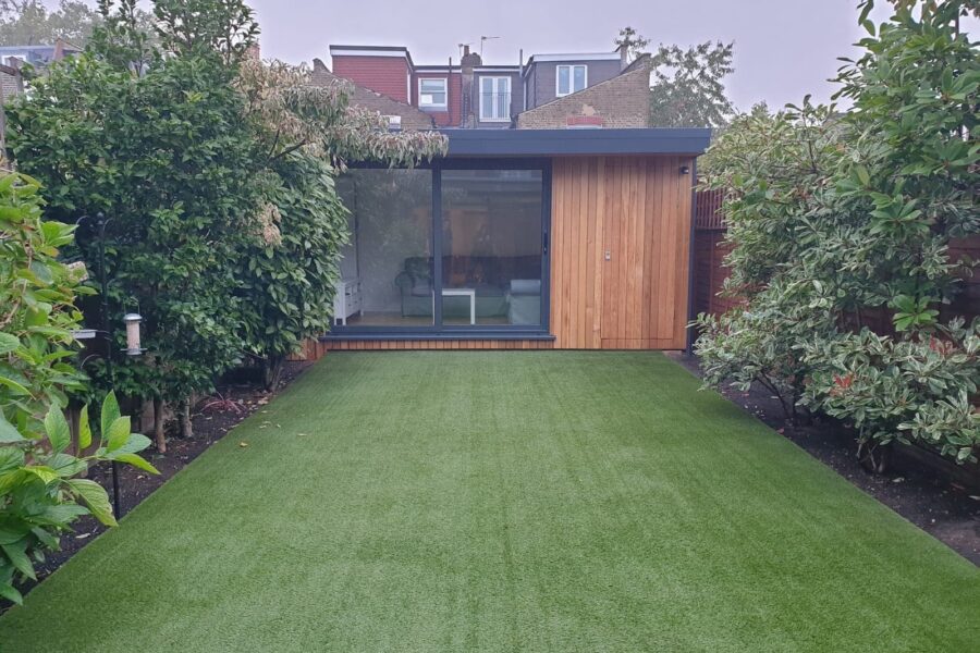 Garden room with shed storage and sliding doors - eDEN Garden Rooms